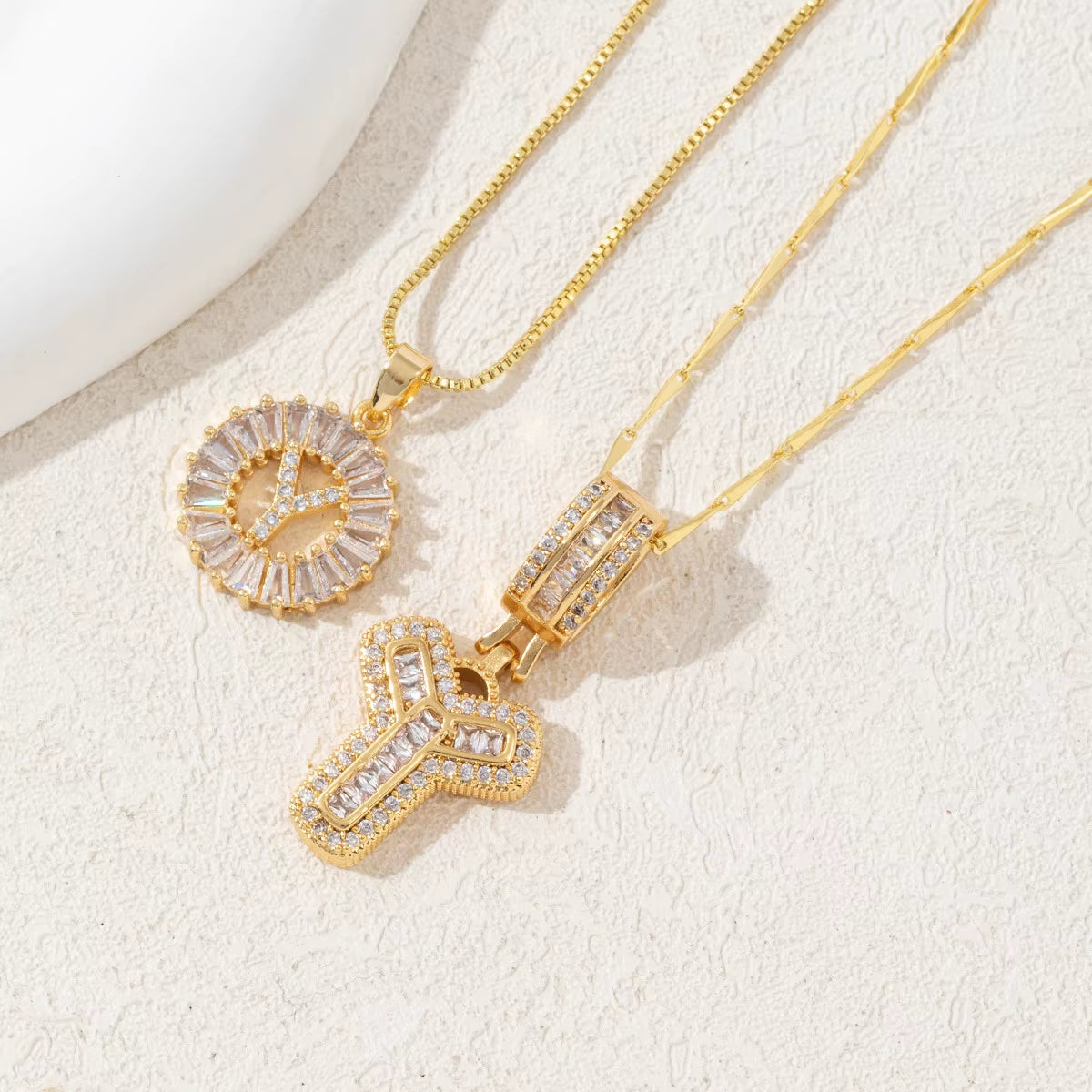 Non-Fading Gold Color Party Jewelry Shiny AAA CZ Zircon Heart Pendants Necklaces for Women