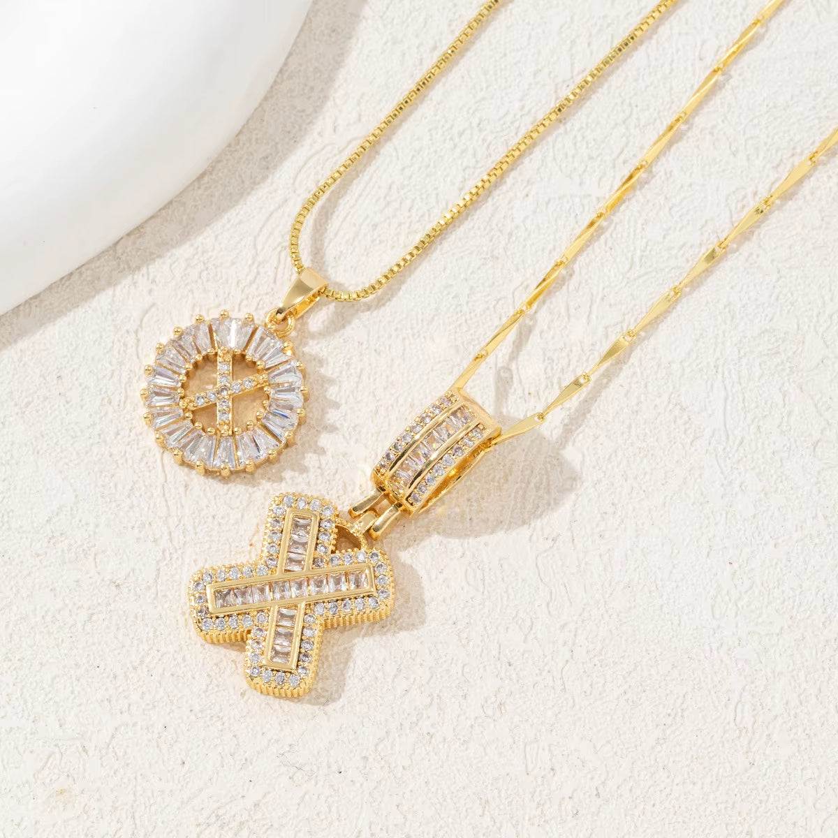 Non-Fading Gold Color Party Jewelry Shiny AAA CZ Zircon Heart Pendants Necklaces for Women